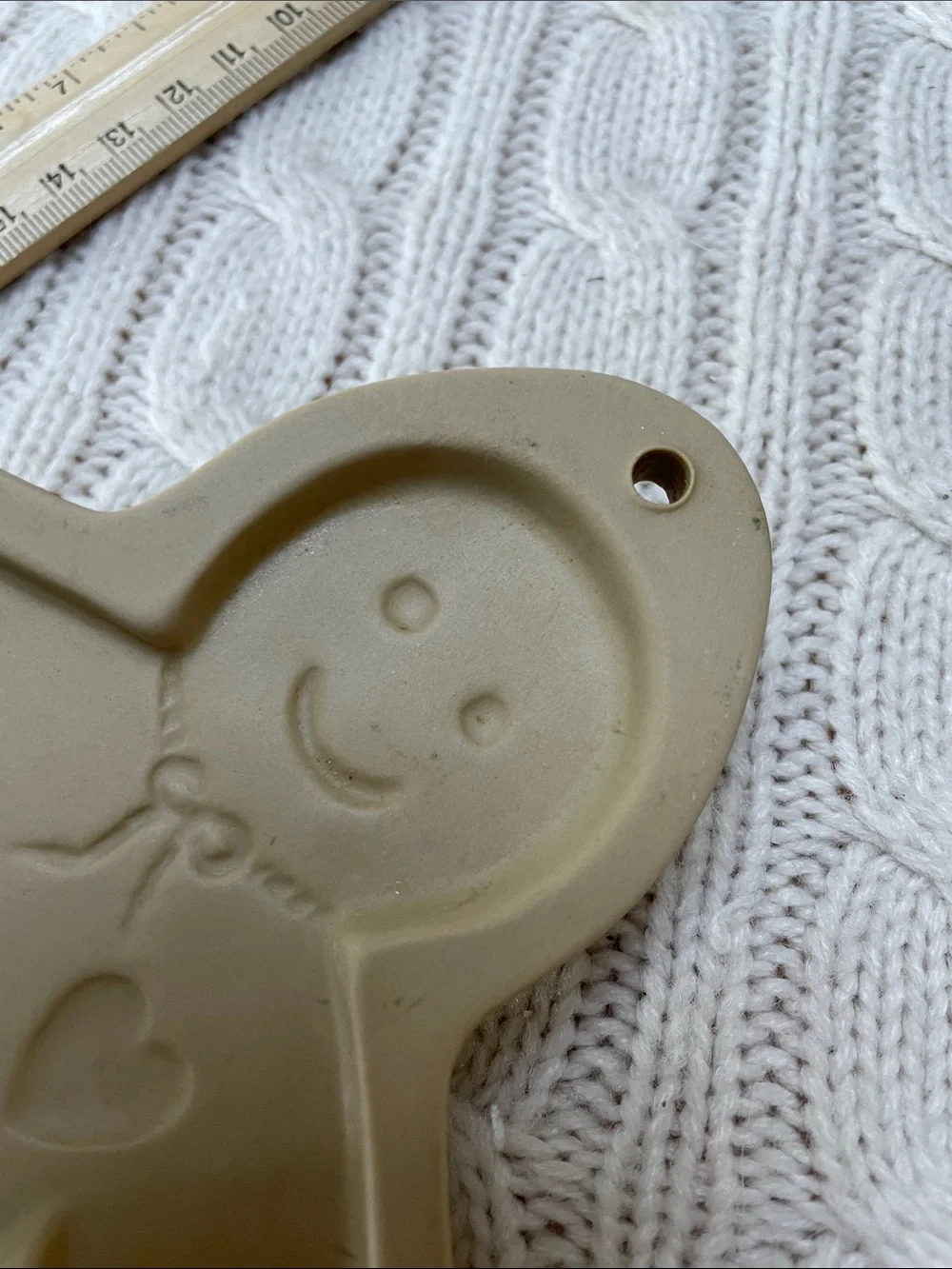 VTG 1992 Brown Bag Cookie Art Gingerbread Mold - Beige